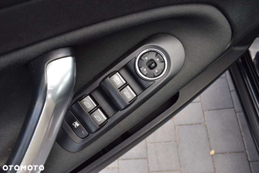Ford Mondeo - 19