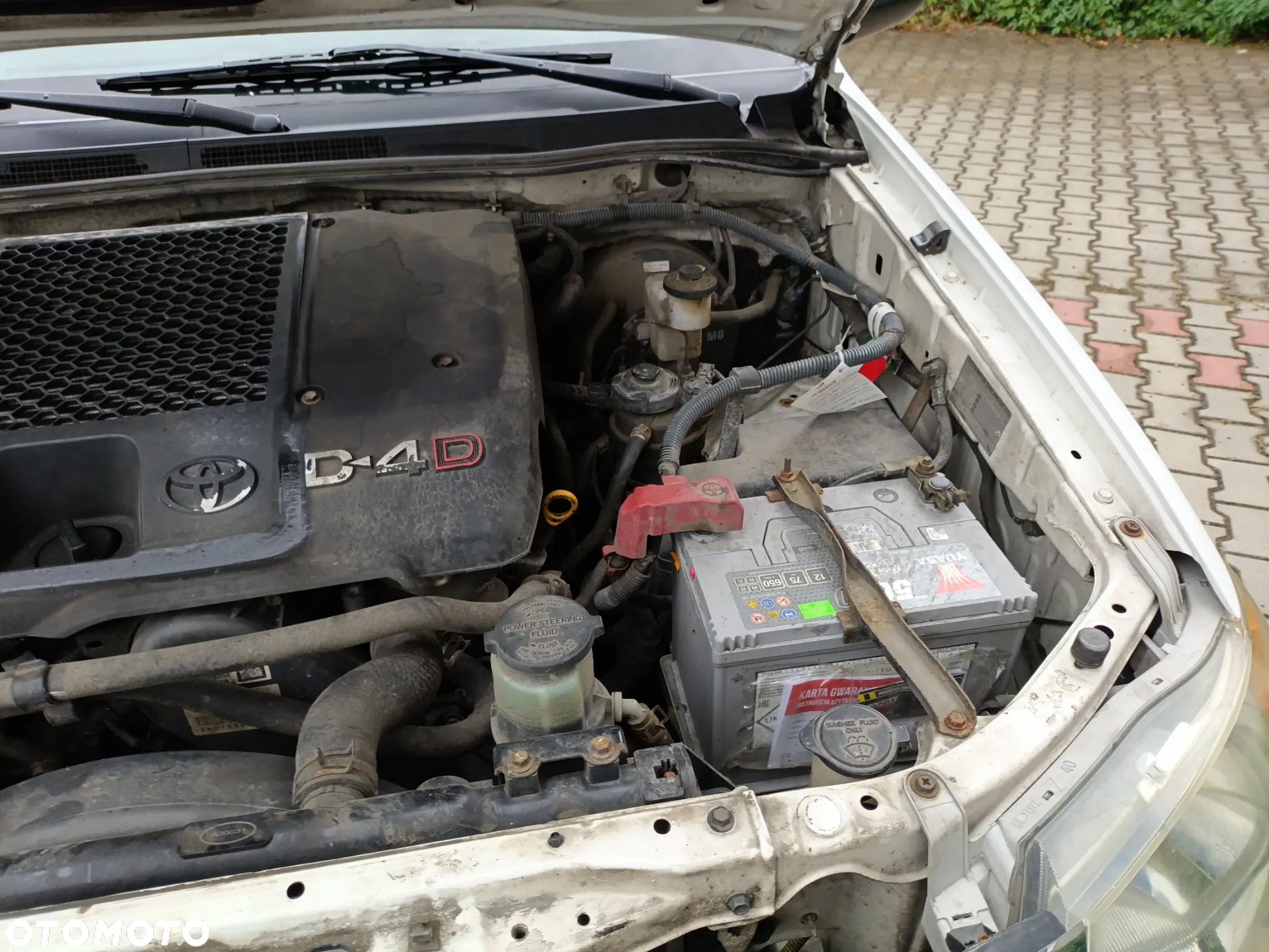 Toyota Hilux 2.5 D-4D DLX + 2os 4x2 - 13
