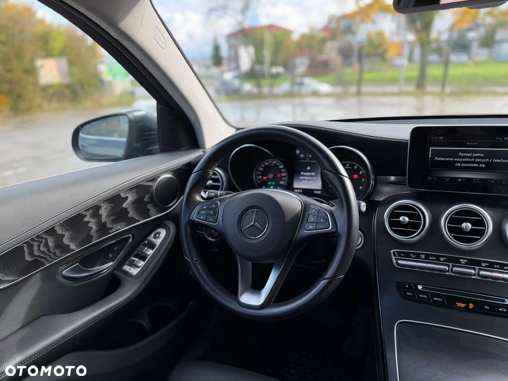 Mercedes-Benz GLC 250 4-Matic - 23