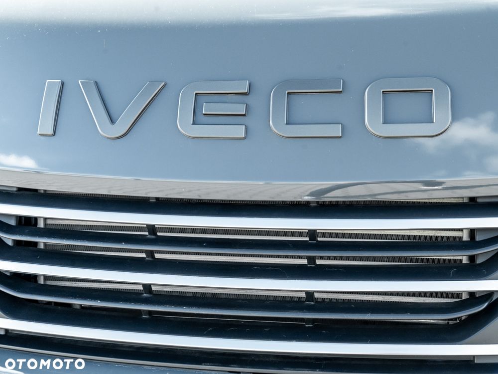 Iveco Daily 50C18HA8Z kontener z windą 1000 kg - 5