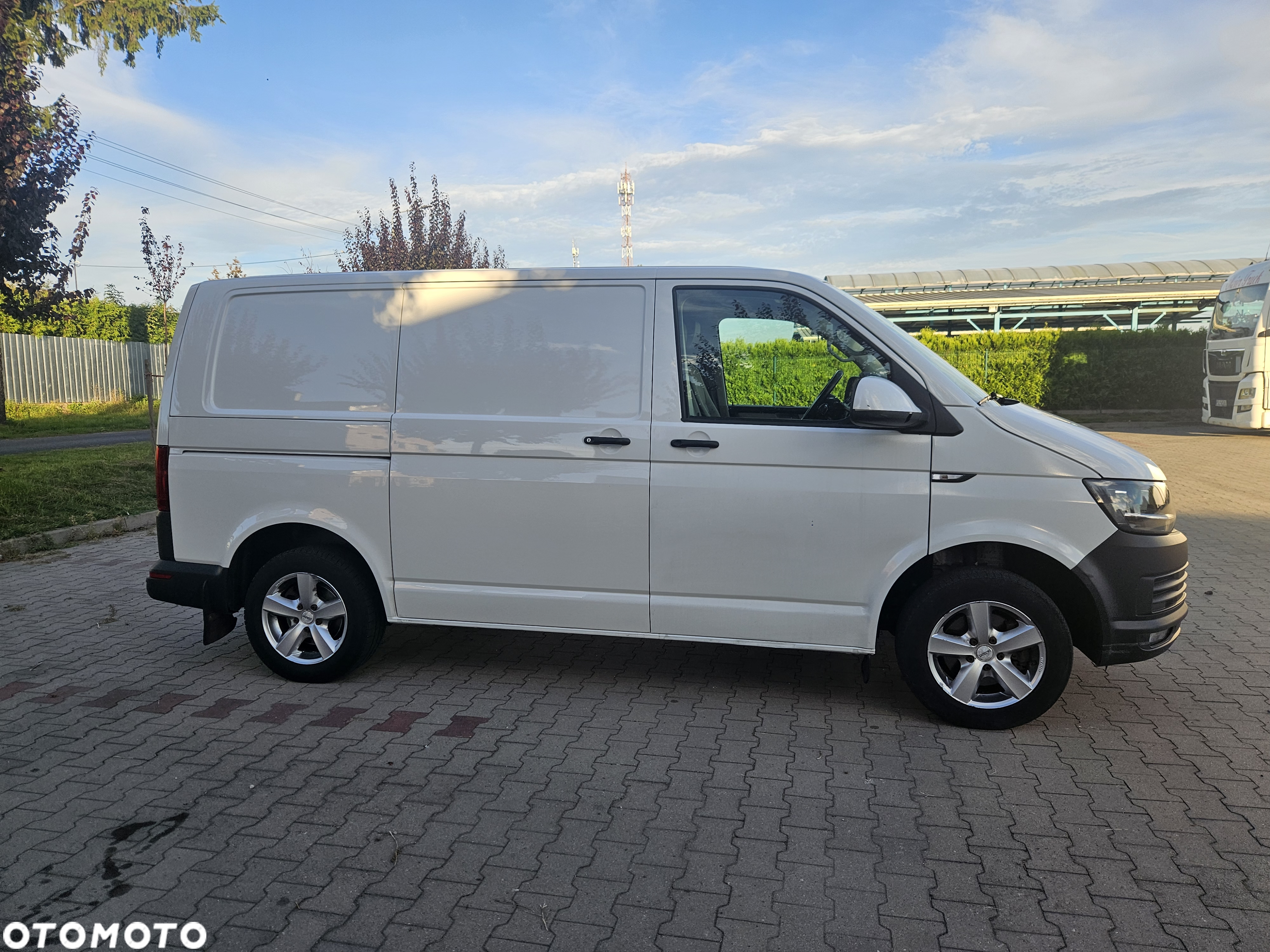 Volkswagen Transporter - 7
