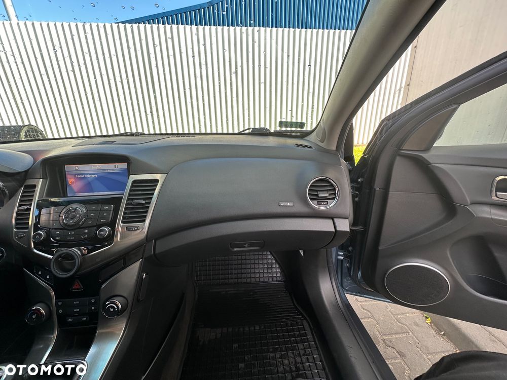 Chevrolet Cruze - 20