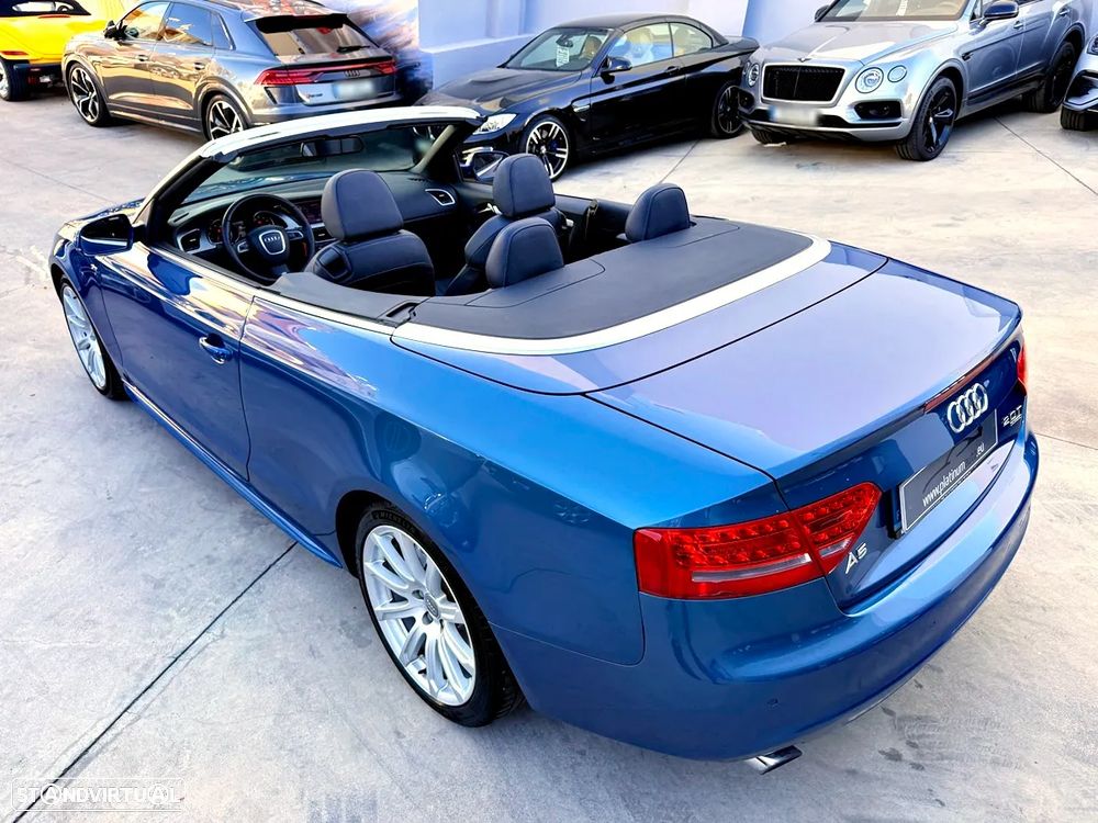 Audi A5 Cabrio 2.0 TFSI quattro S tronic - 42