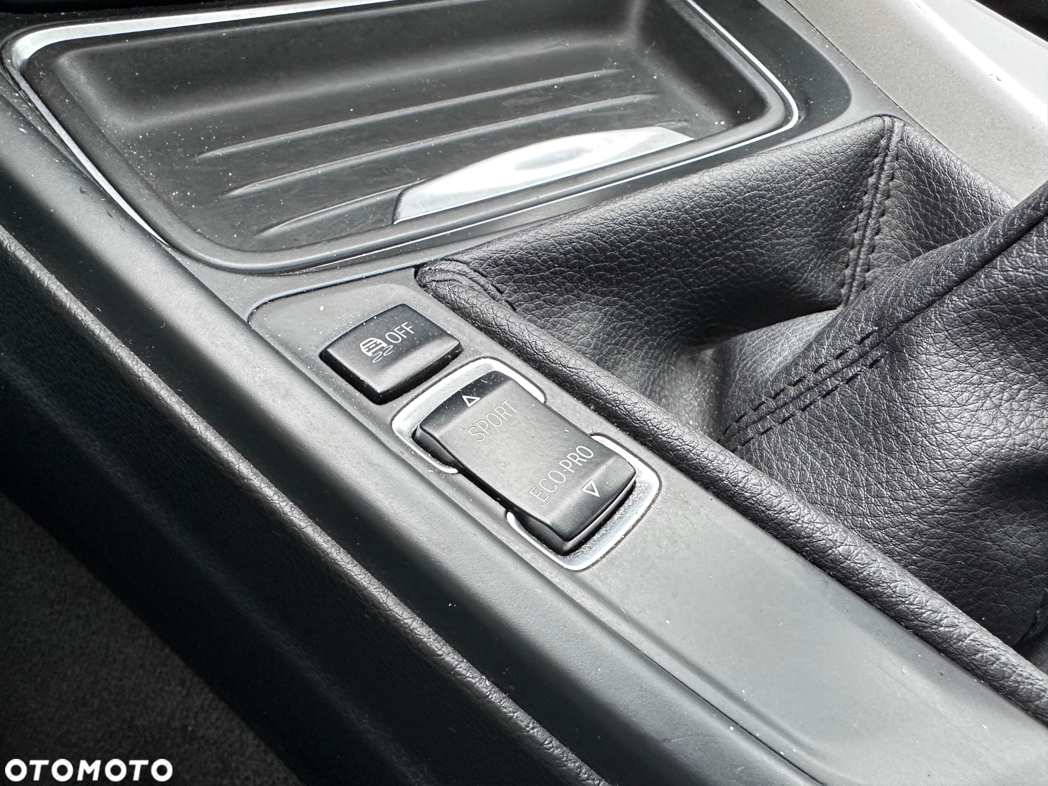 BMW Seria 3 328i - 16