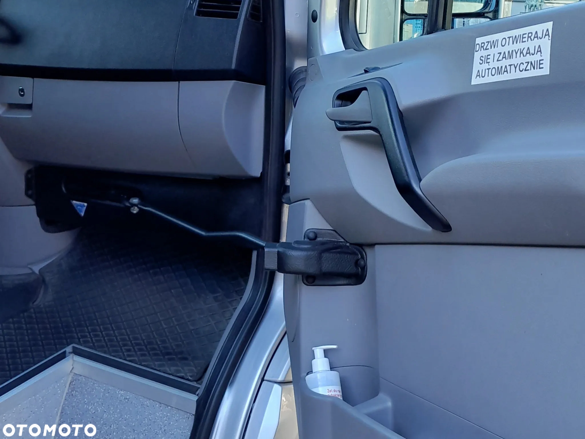 Mercedes-Benz SPRINTER - 15