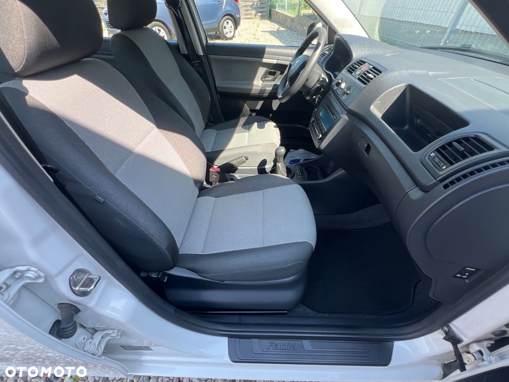 Skoda Fabia 1.2 HTP Active - 14