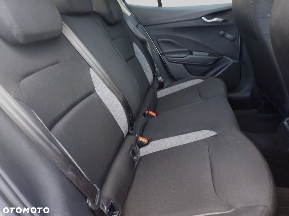 Skoda Fabia 1.0 TSI Active - 11