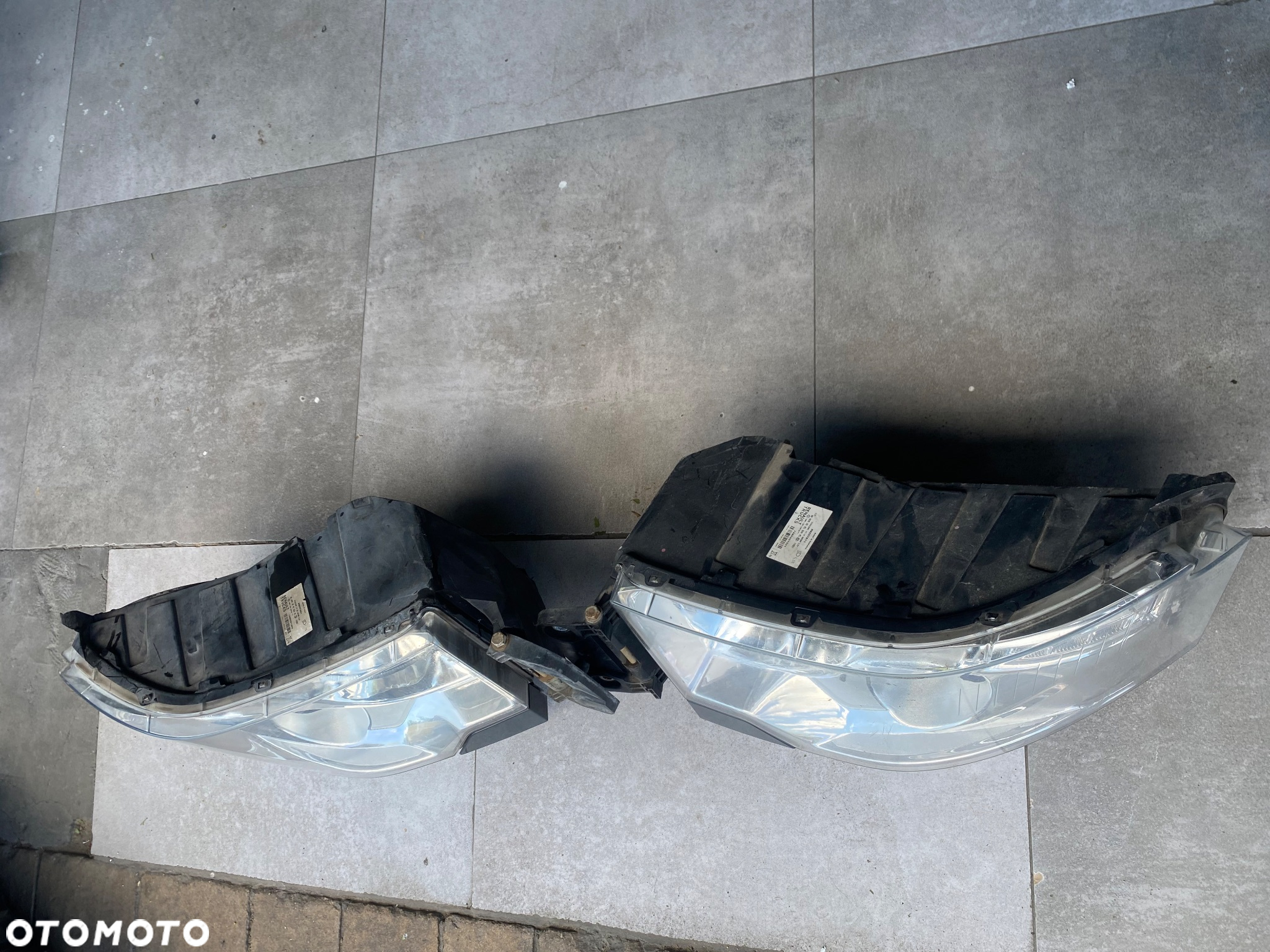 RENAULT GAMA T RANGE LAMPA LEWA/PR  89207611 ORG - 3