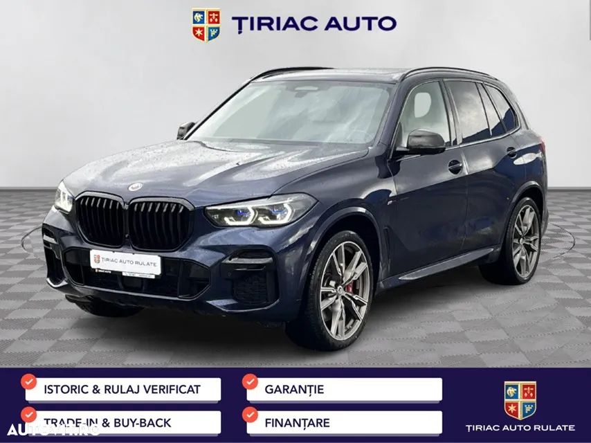 BMW X5 M M50i - 1