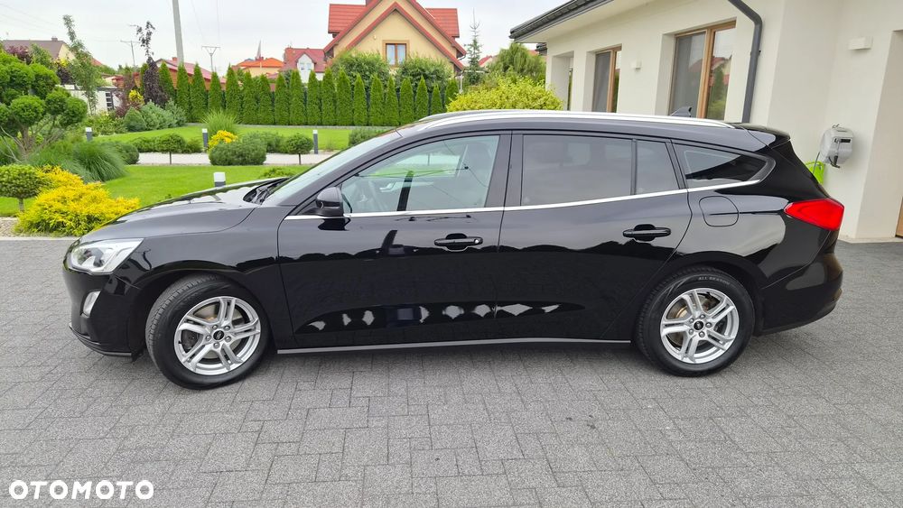 Ford Focus 1.5 EcoBlue Start-Stopp-System TITANIUM STYLE - 2