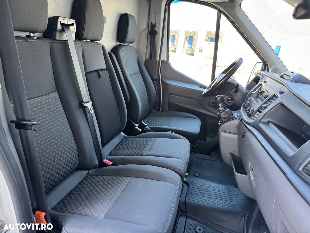 Ford Transit - 11