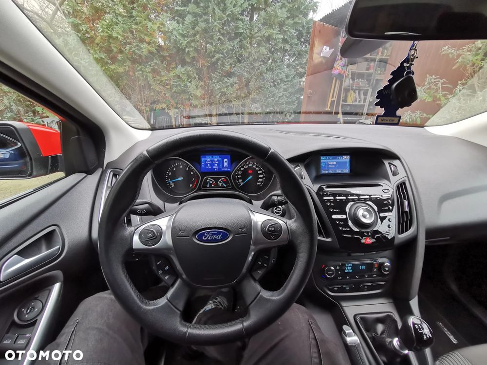 Ford Focus 1.0 EcoBoost Titanium - 11