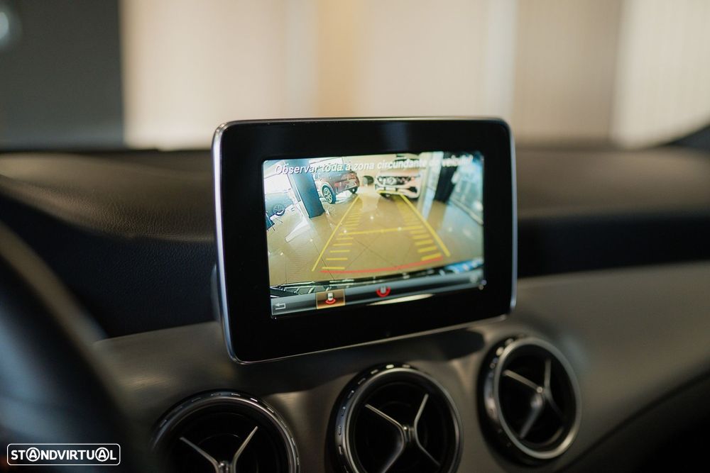 Mercedes-Benz GLA 180 d AMG Line Aut. - 43