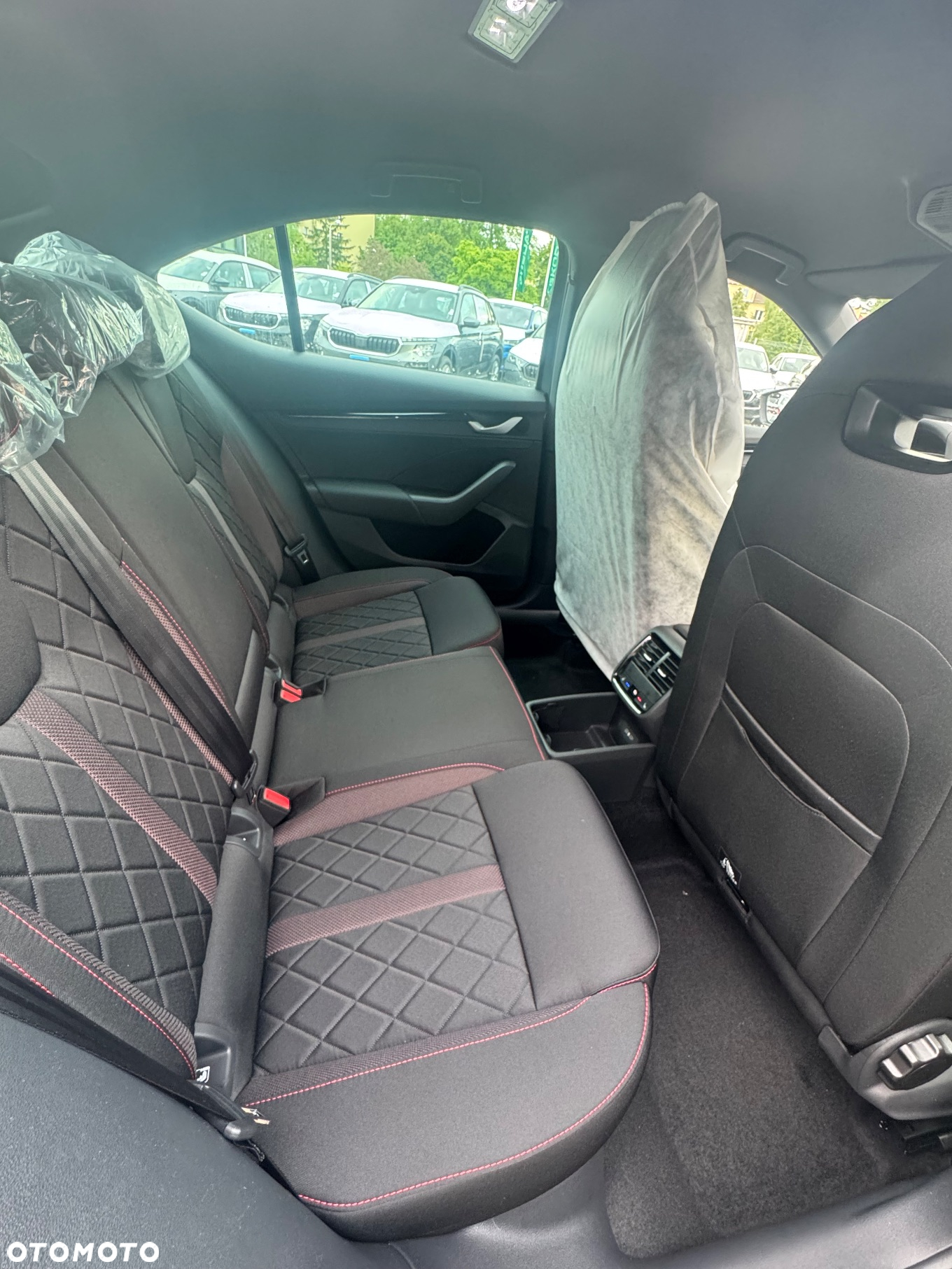 Skoda Octavia 2.0 TSI RS DSG - 9