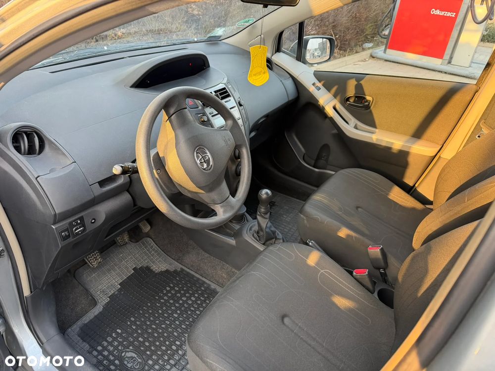 Toyota Yaris 1.0 Luna EU5 - 20