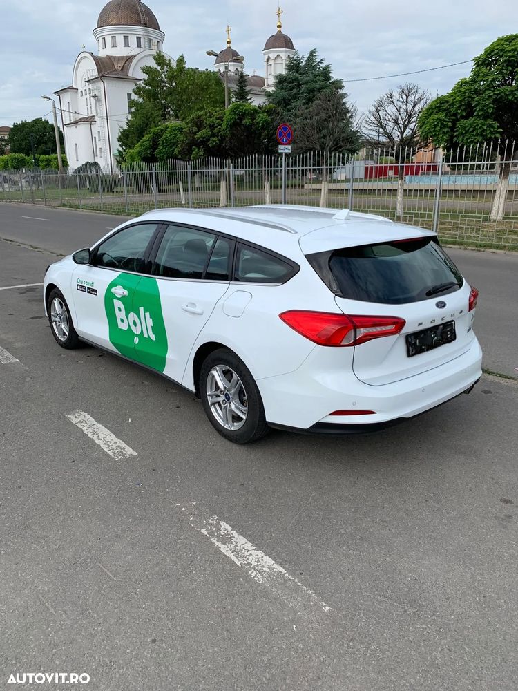 Ford Focus 1.5 EcoBlue Start-Stopp-System TITANIUM - 2