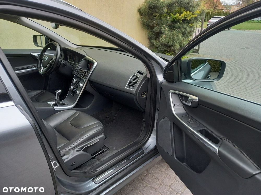 Volvo XC 60 D3 Inscription - 22