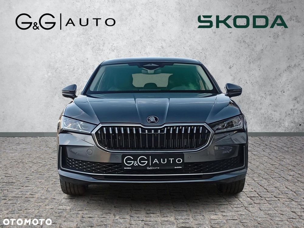 Skoda Superb 2.0 TDI SCR Edition 130 DSG - 9