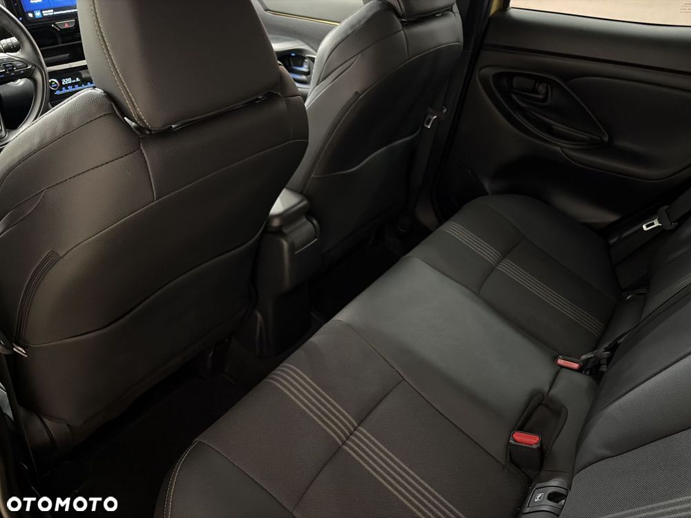Toyota Yaris Cross Hybrid 1.5 Adventure 4x4 - 12