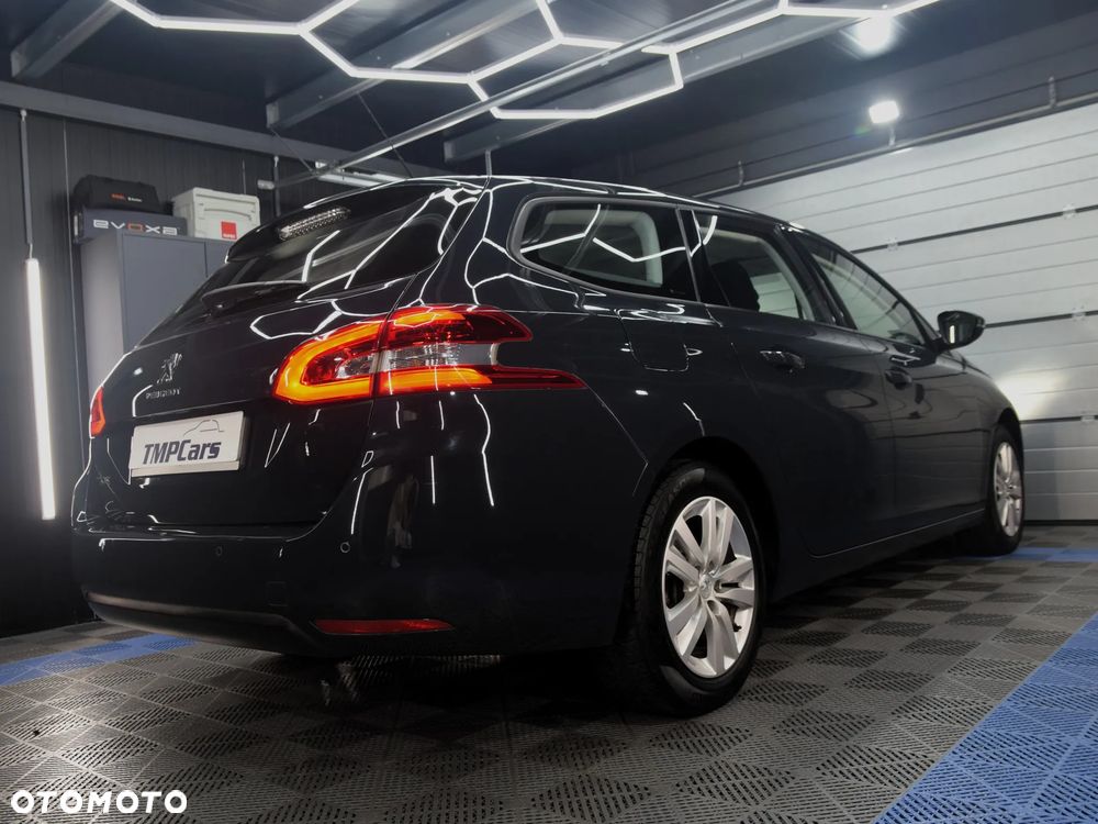 Peugeot 308 - 5
