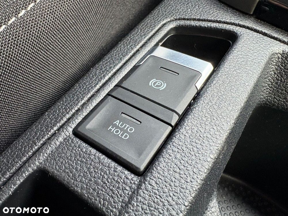 Volkswagen T-Roc 1.5 TSI ACT Advance DSG - 23