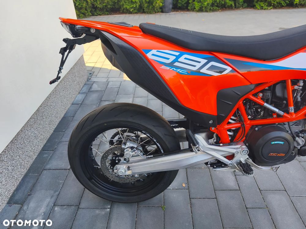 KTM SMC - 19
