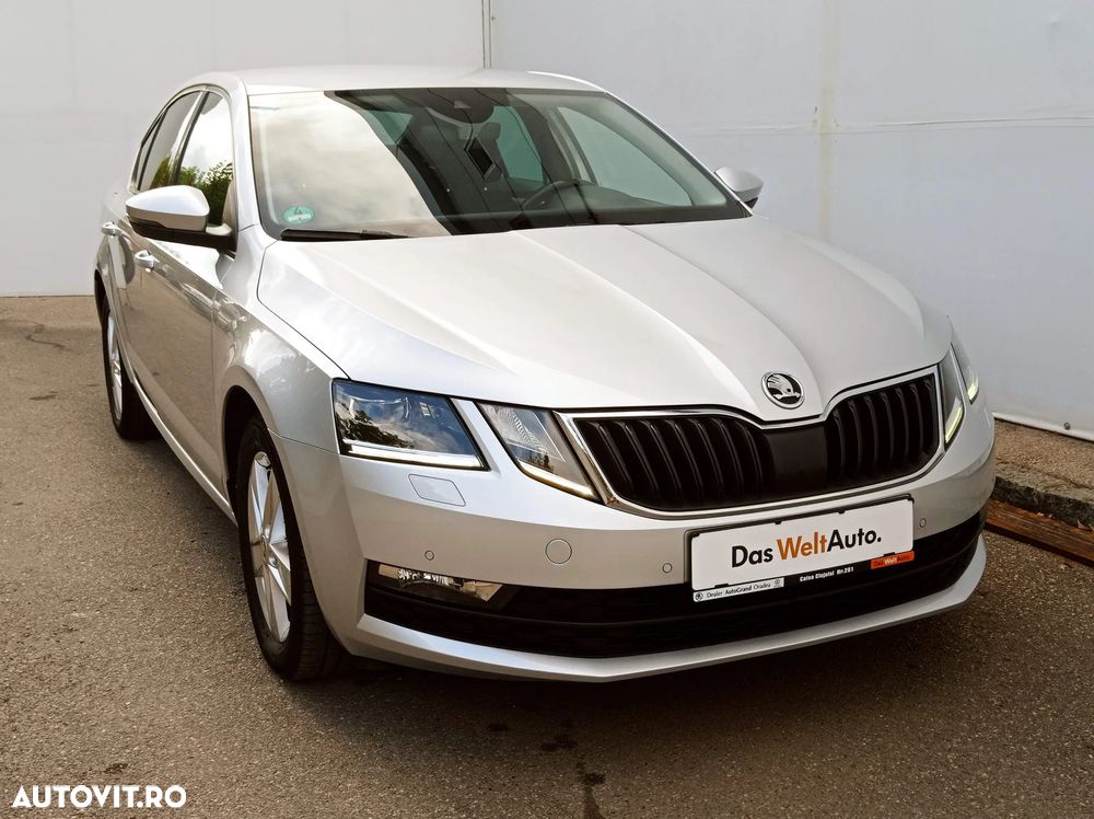 Skoda Octavia 2.0 TDI DSG Ambition - 8