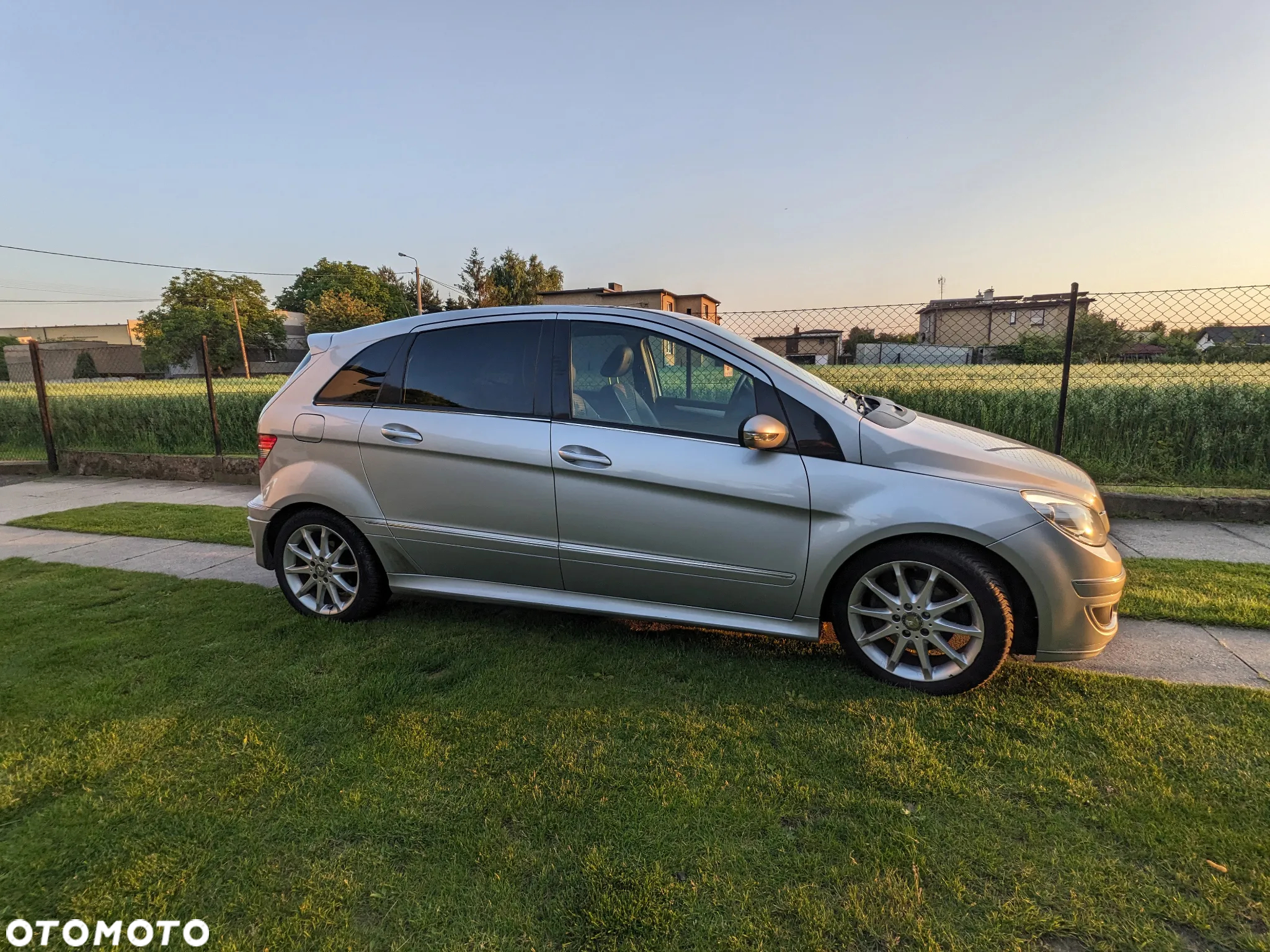 Mercedes-Benz Klasa B 200 CDI - 8