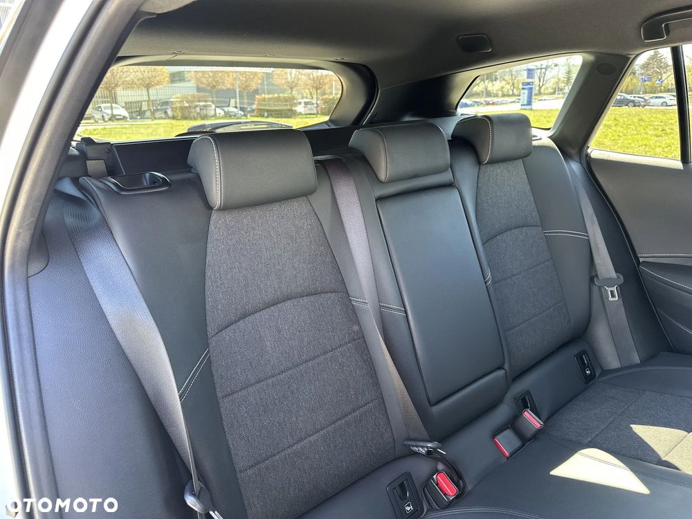 Toyota Corolla - 18
