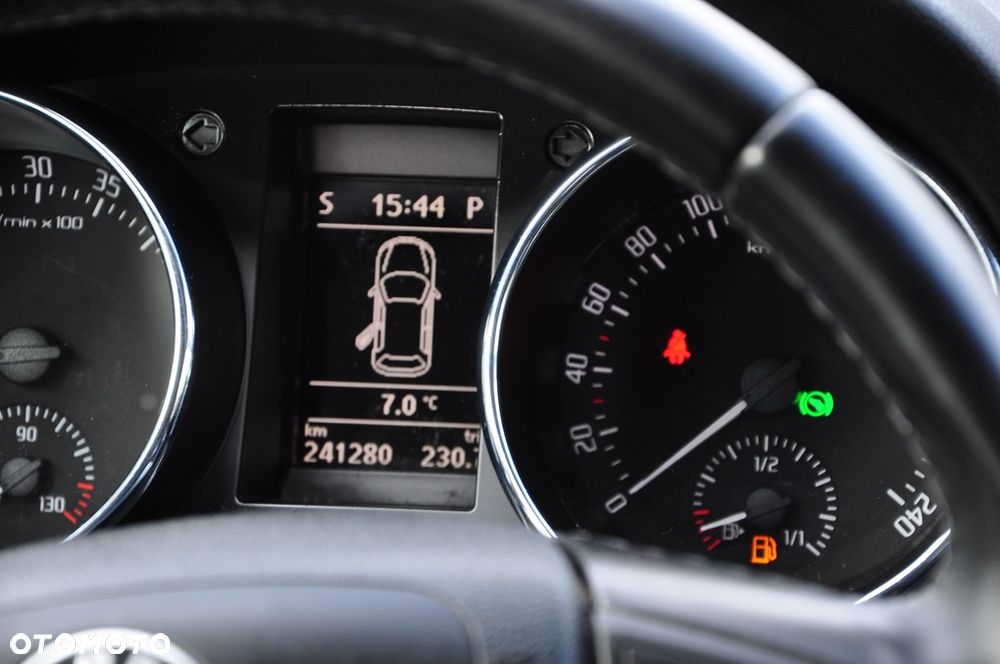 Skoda Yeti 2.0 TDI DSG 4x4 FAMILY - 33