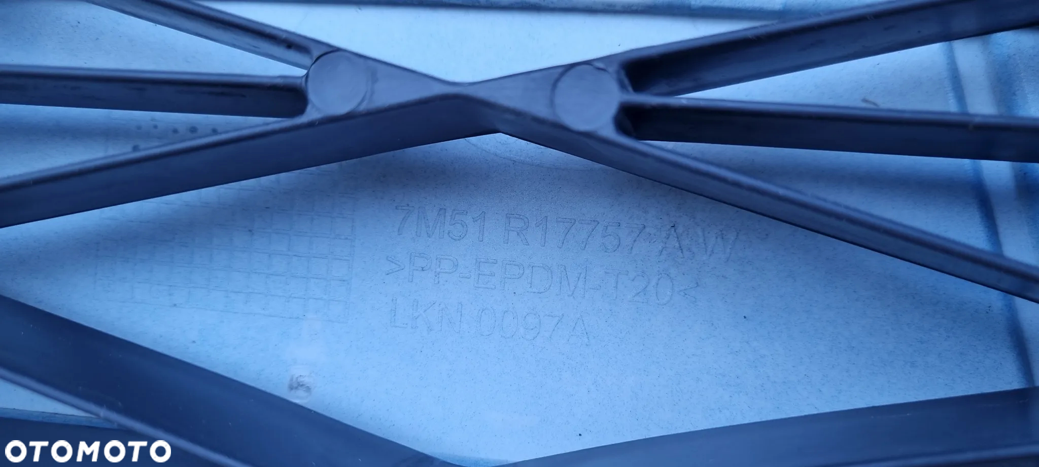 FORD C-MAX LIFT 2007-2010 Zderzak przód MH098 - 13