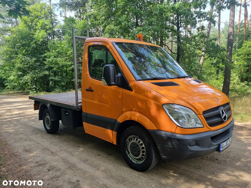 Mercedes-Benz Sprinter - 13