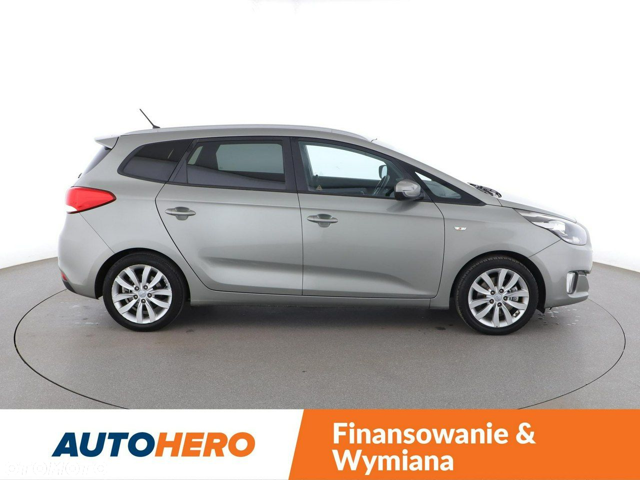 Kia Carens 1.7 CRDi L - 9