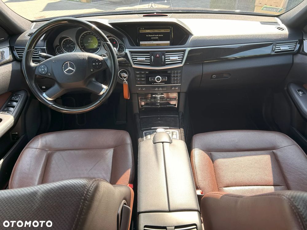 Mercedes-Benz Klasa E 350 CDI 4-Matic BlueEff - 12