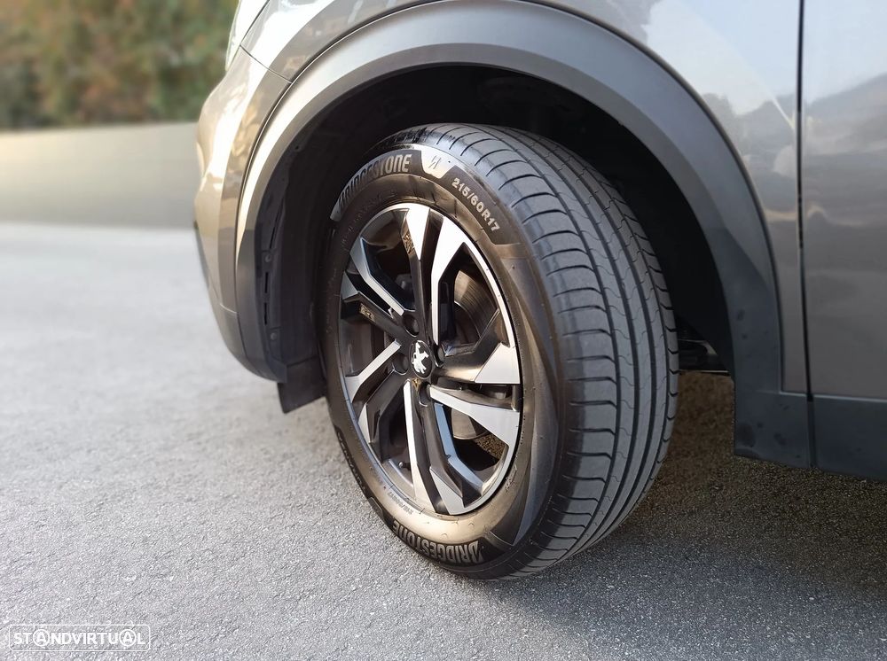 Peugeot 2008 1.2 PureTech Allure Pack EAT8 - 37