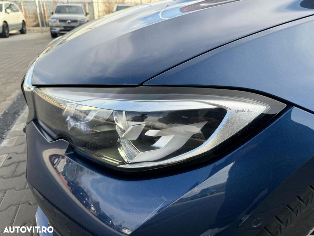 BMW Seria 3 330e AT PHEV - 32