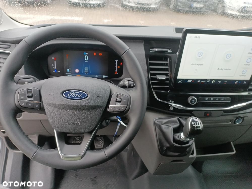Ford Transit - 13