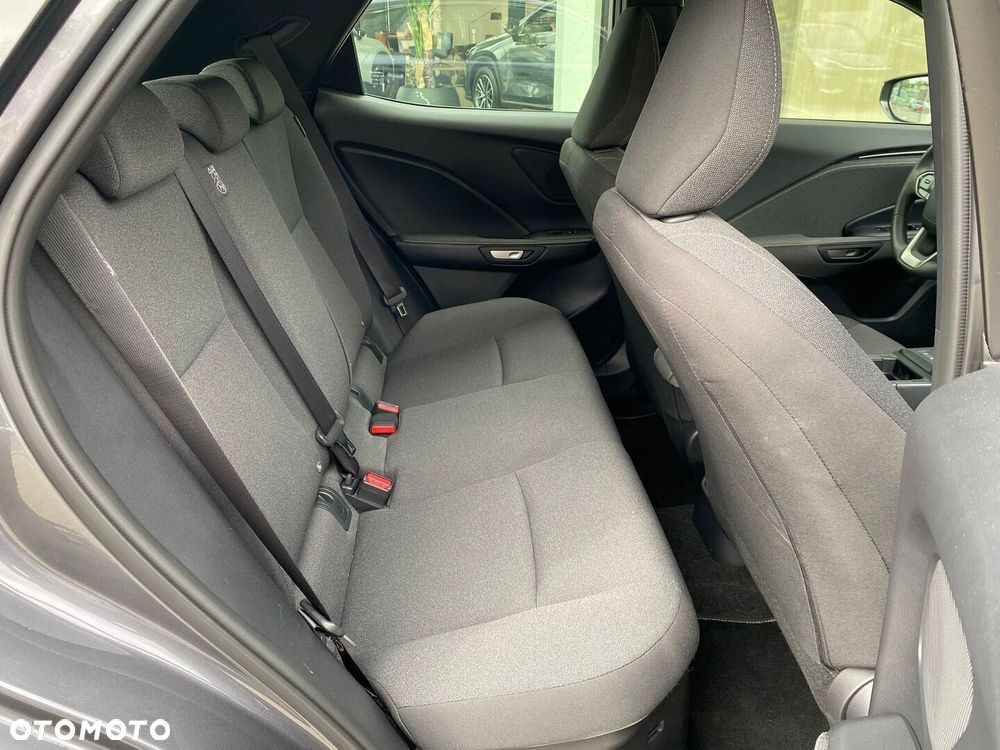 Lexus LBX 1.5 Hybrid - 22