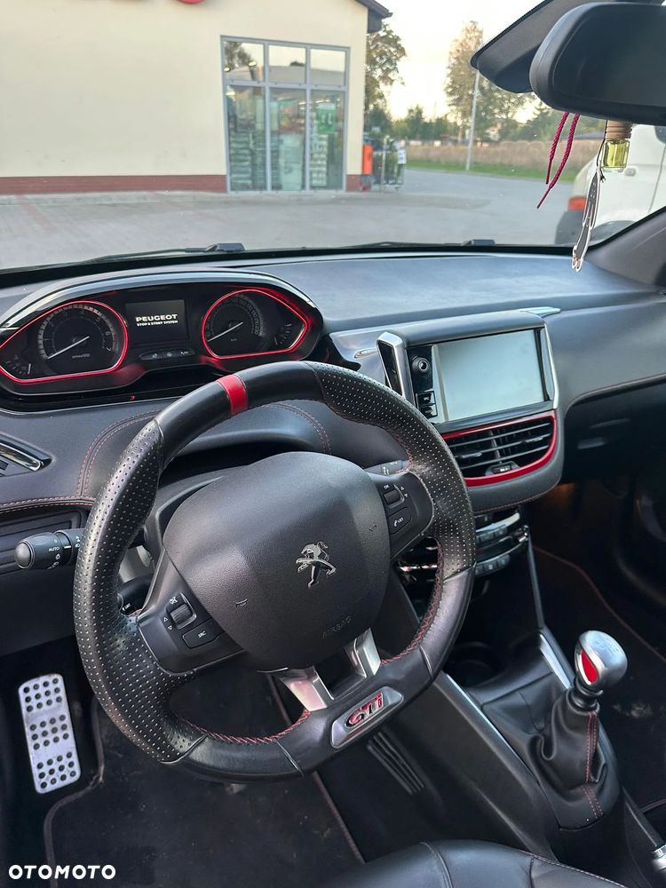 Peugeot 208 1.6 e-THP GTi S&S - 6