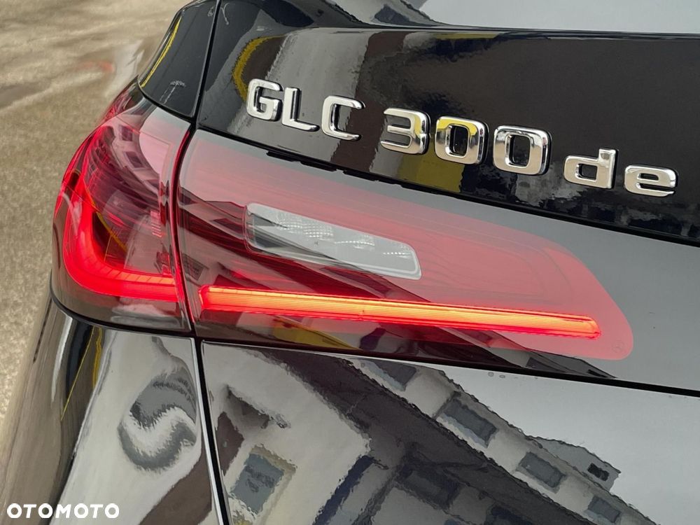 Mercedes-Benz GLC - 26