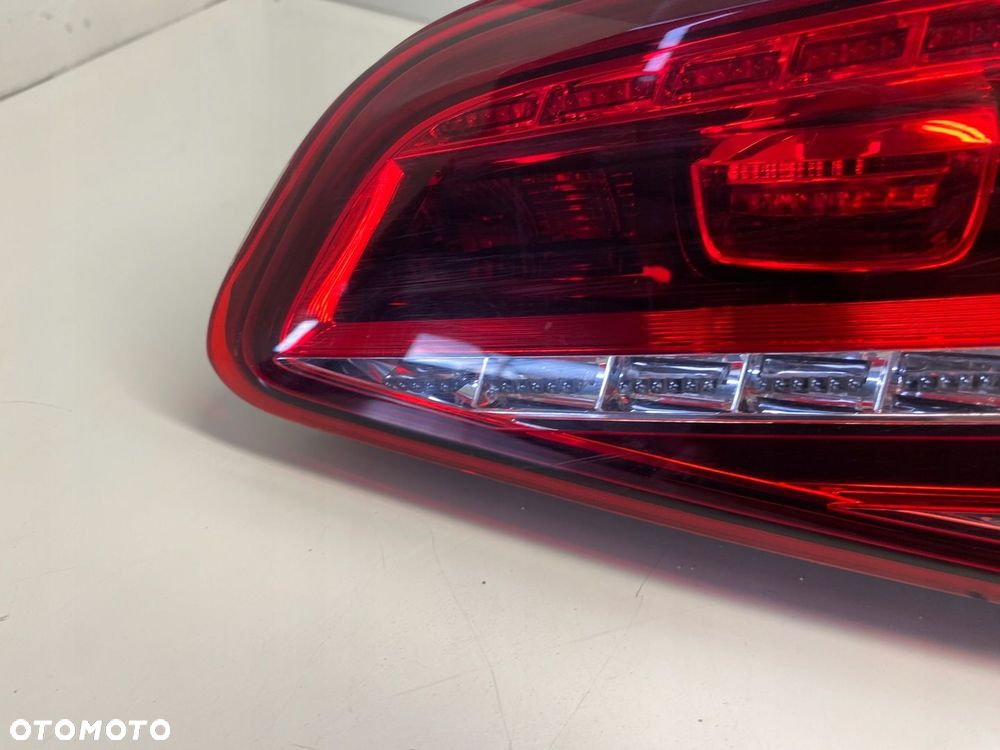 VW GOLF VII HB LAMPA PRAWY TYŁ LED 5G0945308F - 2