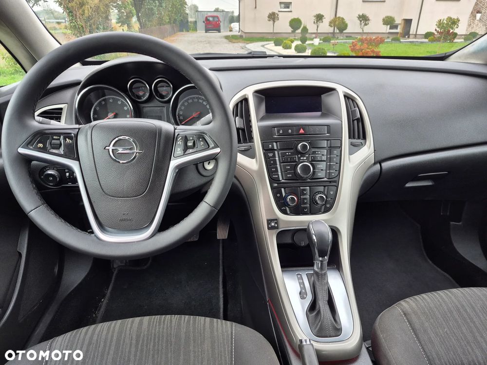Opel Astra - 16