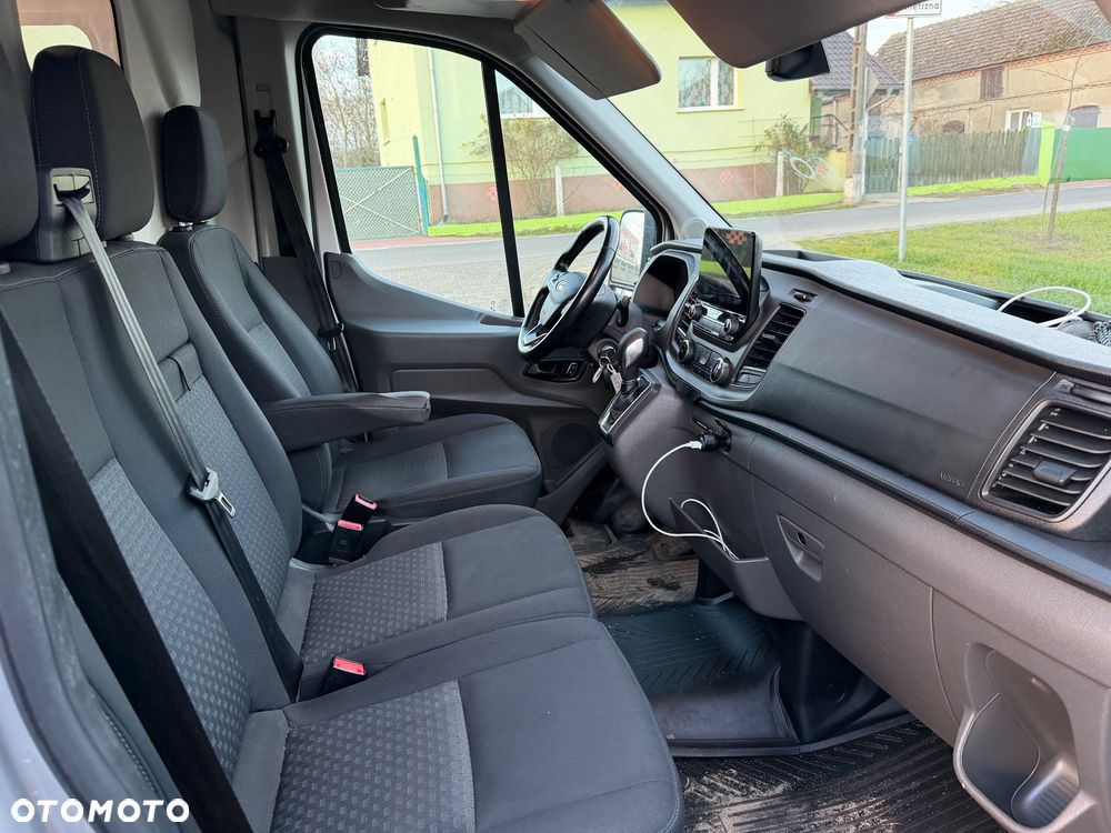 Ford Transit - 13