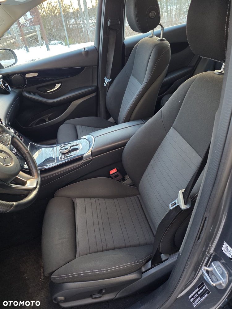 Mercedes-Benz GLC 220 d 4Matic 9G-TRONIC - 9