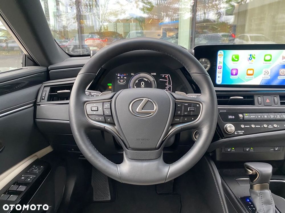 Lexus ES 300h Business Edition - 15