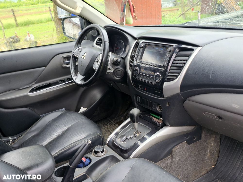 Mitsubishi L200 Pick Up 4x4 Autm. Double Cab Top - 15