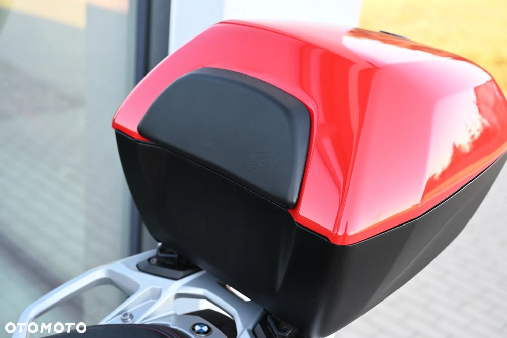 BMW XR - 30