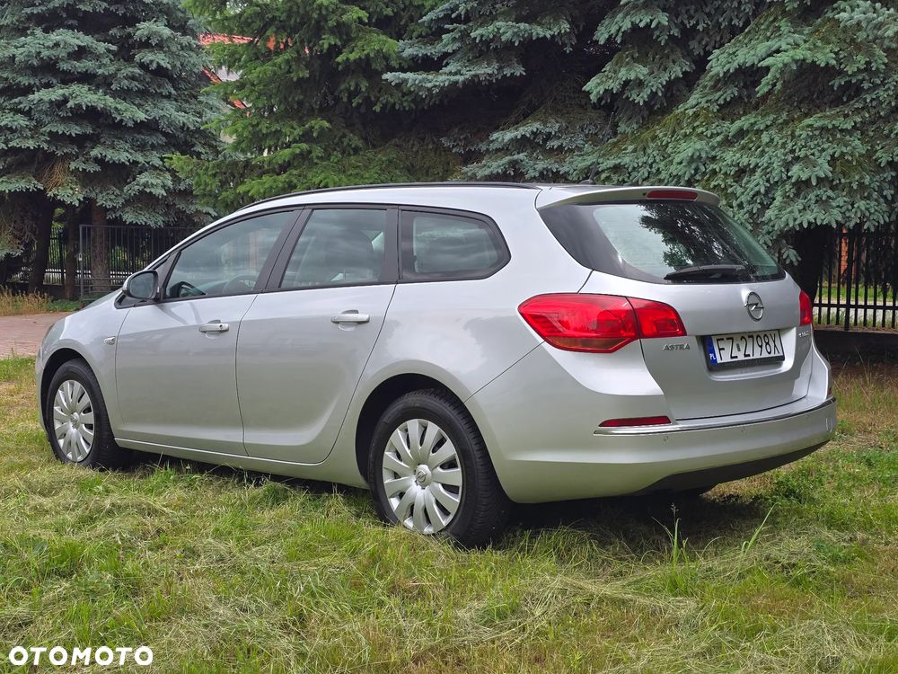 Opel Astra - 3