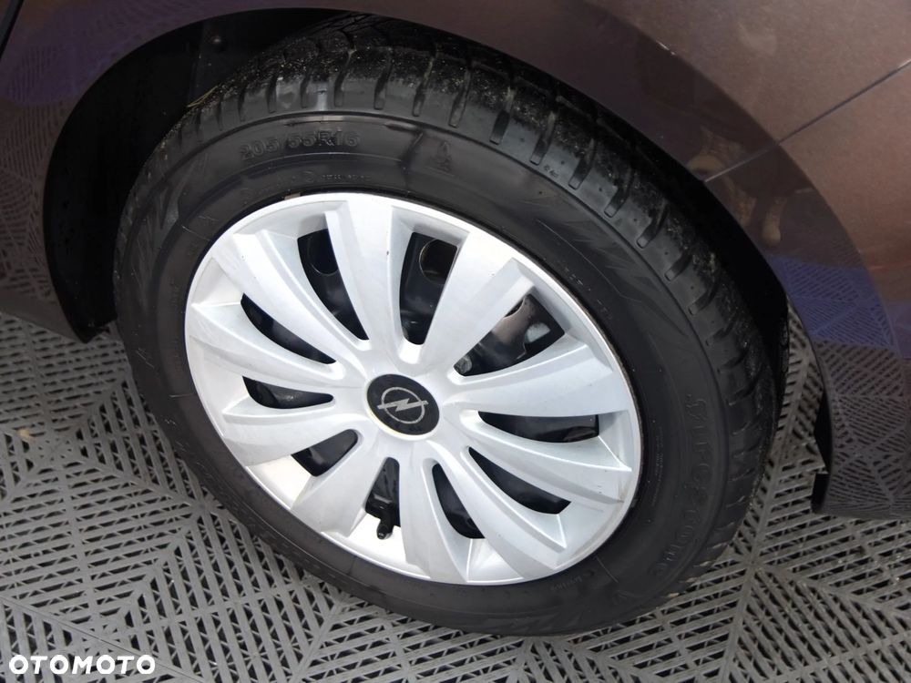 Opel Astra 1.4 Enjoy - 15