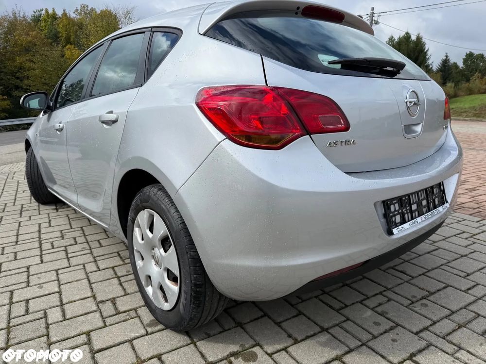 Opel Astra 1.7 CDTI DPF Design Edition - 7